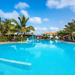 https://melia-tortuga-beach.cape-verdehotels.com